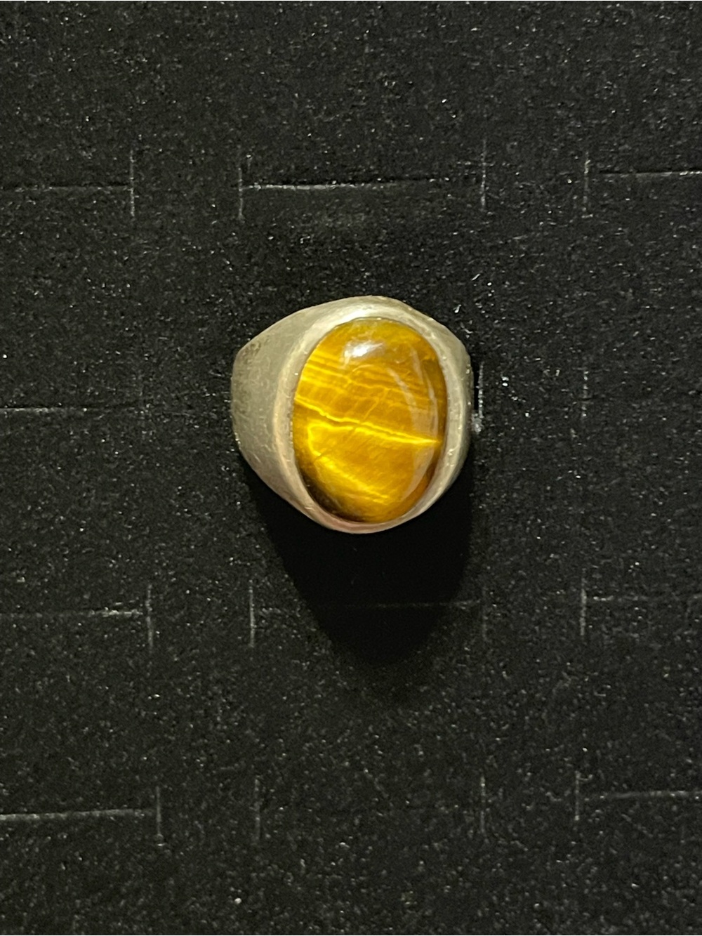 Vintage men’s tiger eye sterling silver ring